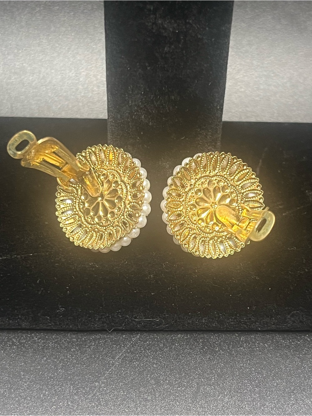 Vintage West Germany Rose Floral Faux Pearl Clip On Earrings - Picture 3 of 8